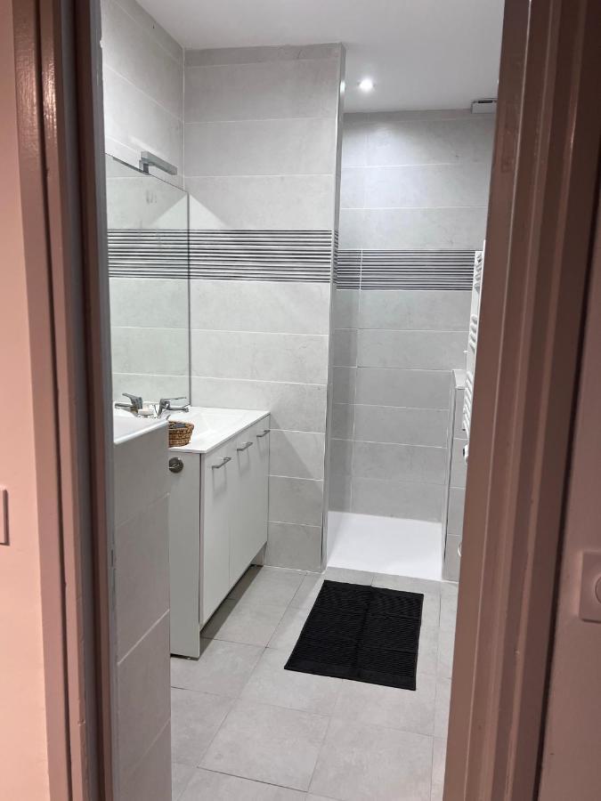 Charmante Maison Climatisee Avec Piscine Au Calme A Carcassonne Ngoại thất bức ảnh